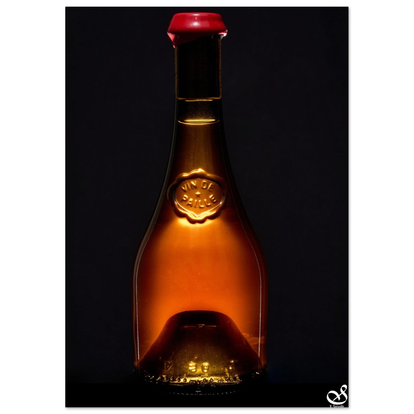 Poster Artistique de la Bouteille de Vin de Paille - Douceur Dorée - 4c8f95e8 - 1a54 - 4f5c - b0d8 - f14cd55b1c5c - LAM du Jura